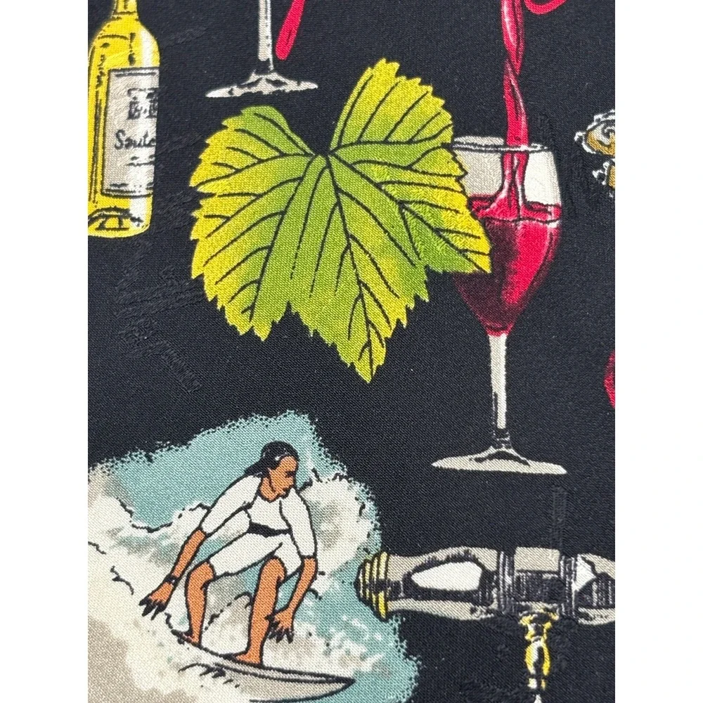 Vintage Nicole Miller IE 100% Silk Wine Novelty Tie Black Vineyard Made in Italy